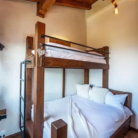 The 2 Bedrooms Paradise Apartman *