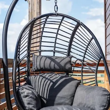 The 2 Bedrooms Paradise