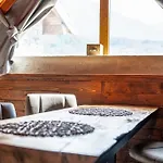 The 2 Bedrooms Paradise